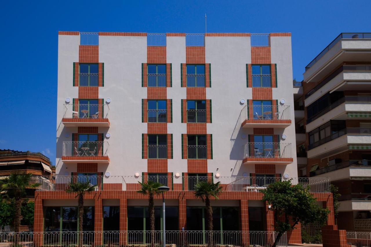 Terra Aurea Aparthotel Salou Dış mekan fotoğraf